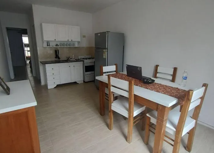 Departamento Centrico Con Garaje, Cocina, Wifi