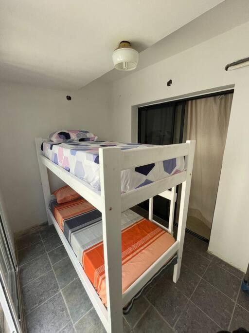 Apartamento Departamento Centrico Con Garaje, Cocina, Wifi *